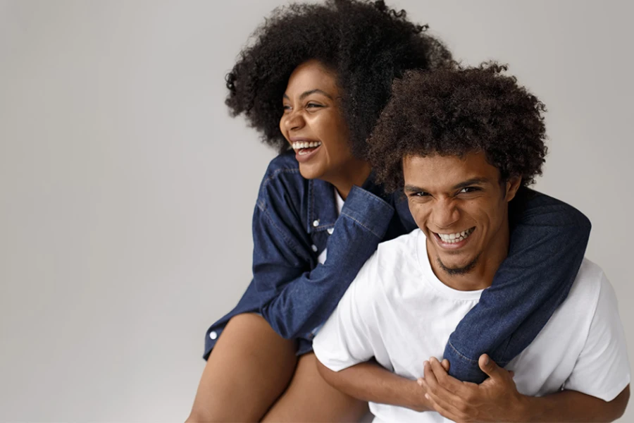 Comment Séduire son Ex : La méthode des messages magiques (Guide) : Vous voulez reconquérir votre ex ? Stop aux messages désespérés ! Voici la stratégie de communication secrète qui agit sur le subconscient pour la séduire.