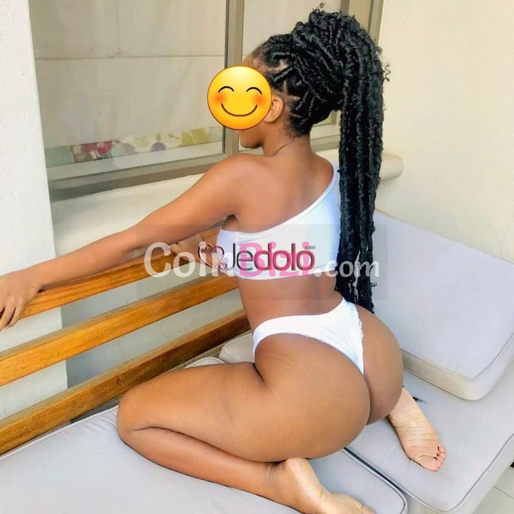 Femme de 20ans Réçoit pour Rencontres - Escortes Rencontre occasionnelle à Grand-Bassam