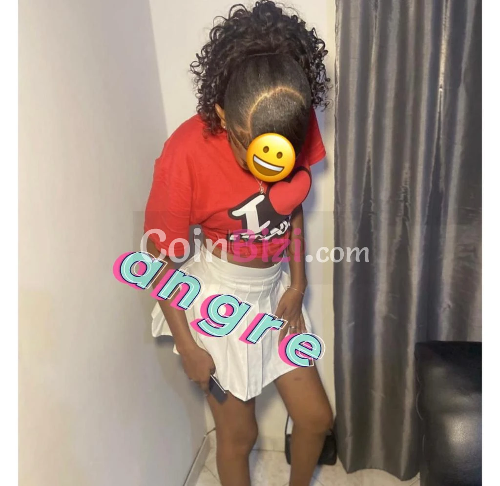 Femme de 20ans Réçoit/Se déplace pour Rencontres - Escortes Rencontre occasionnelle à Abidjan, Cocody
