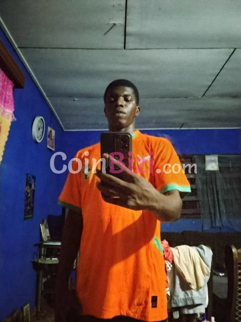 Homme de 27ans  pour Rencontres - Escortes Cherche Homme à Abengourou