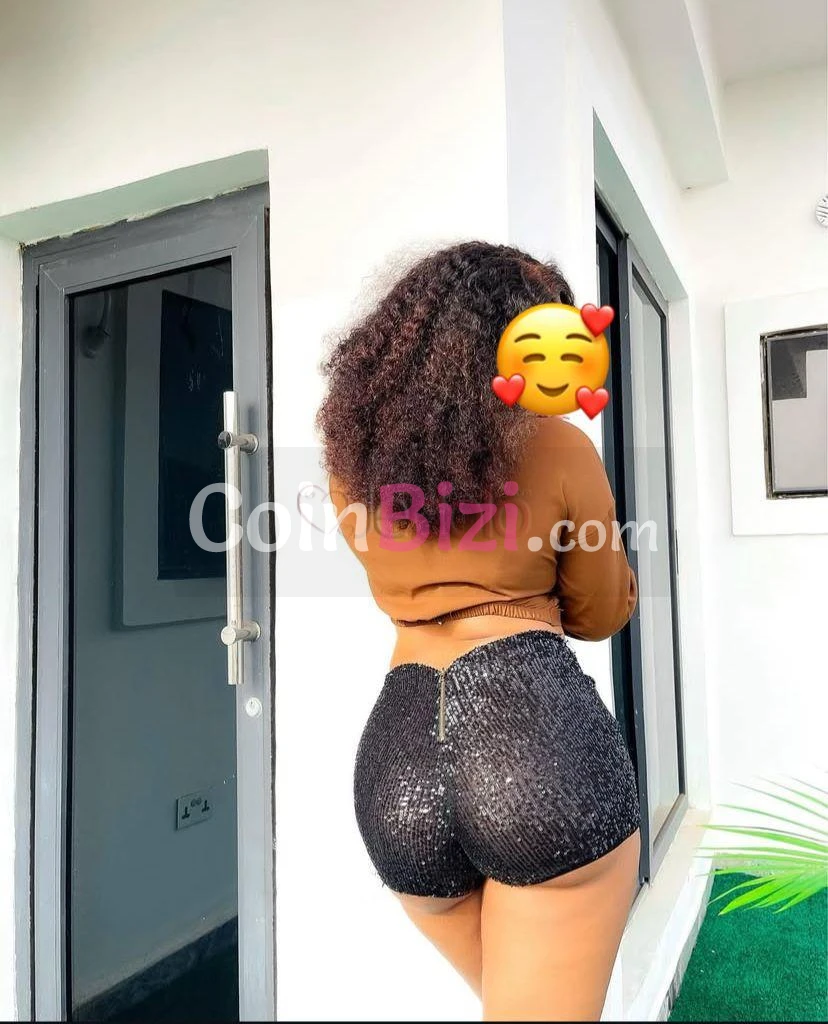  de ans  pour Massages - Service Massage Massage sensuel ou érotique à Abidjan, Cocody