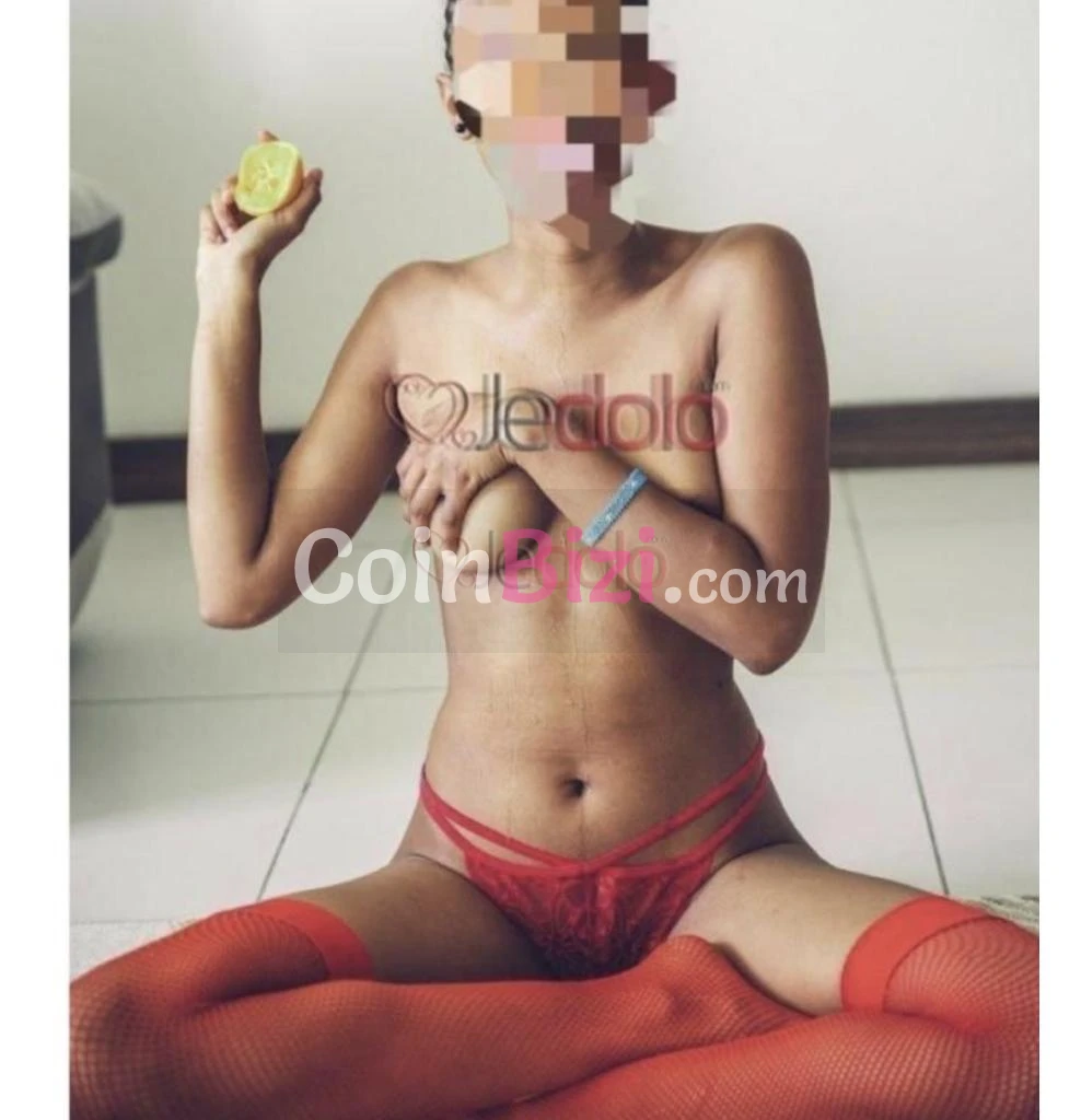 Femme de 19ans Réçoit/Se déplace pour Rencontres - Escortes Rencontre occasionnelle à Yamoussoukro