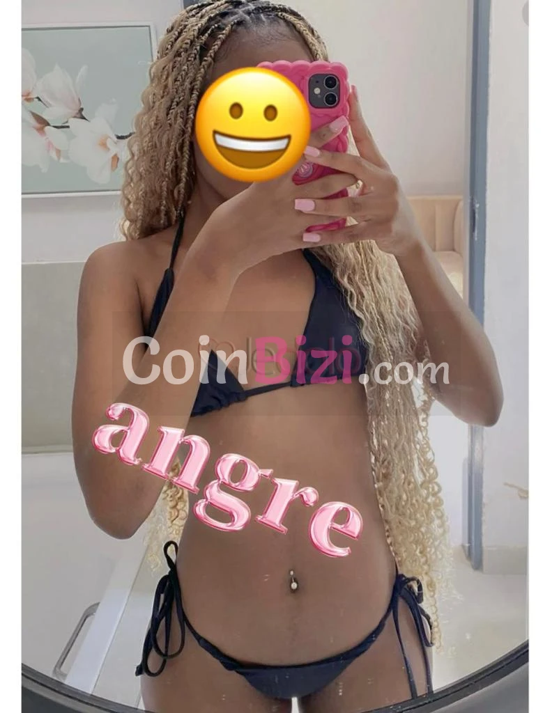 Femme de 20ans Réçoit/Se déplace pour Rencontres - Escortes Rencontre occasionnelle à Abidjan, Cocody