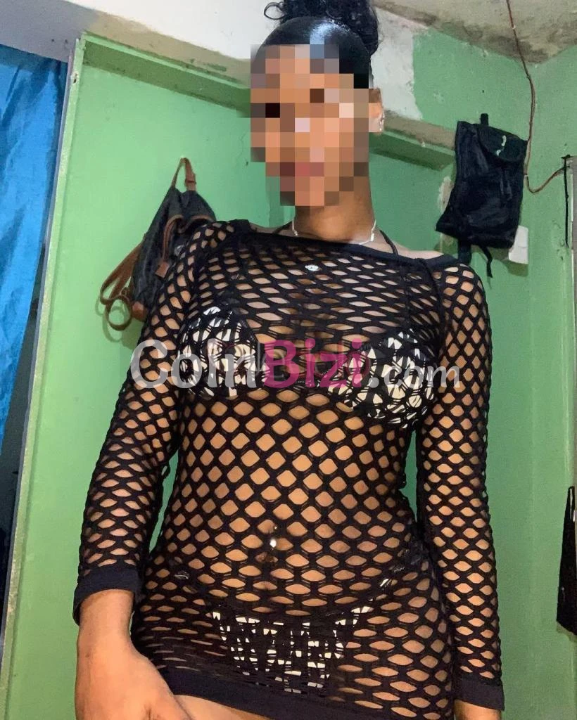 Femme de 20ans Réçoit/Se déplace pour Rencontres - Escortes Rencontre occasionnelle à Bouaké