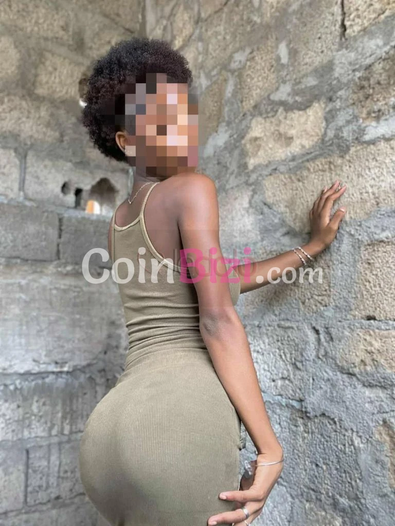 Femme de 23ans Réçoit/Se déplace pour Rencontres - Escortes Rencontre occasionnelle à Grand-Bassam